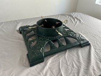 Metal Base Stand Christmas Tree Holder Dark Green In Color