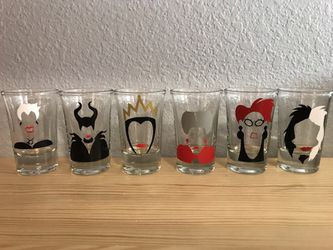 Disney villains, Collectible Shot Glasses! Set of 6!
