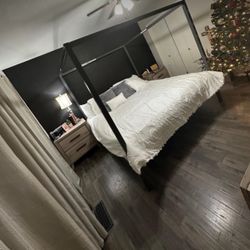 full black metal bed frame