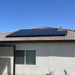 Solar Panel Cleaning 