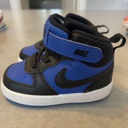 Toddler High Top Nike Shoes! 