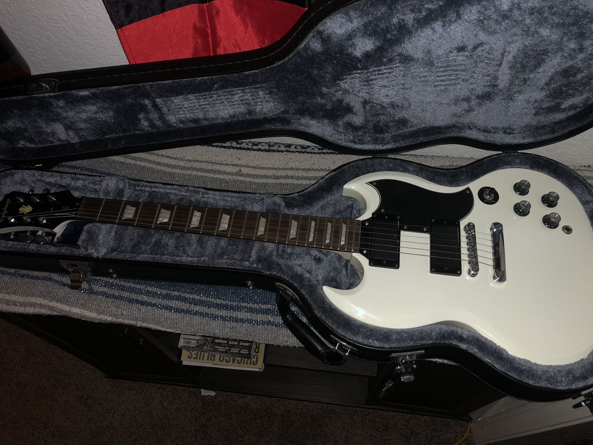 Epiphone SG Electric Guitar w/Case $180 obo