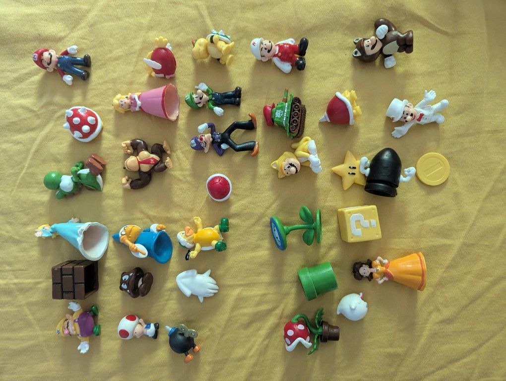Mario Figurines