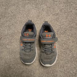 Bous Underarmour Shoes Size 13