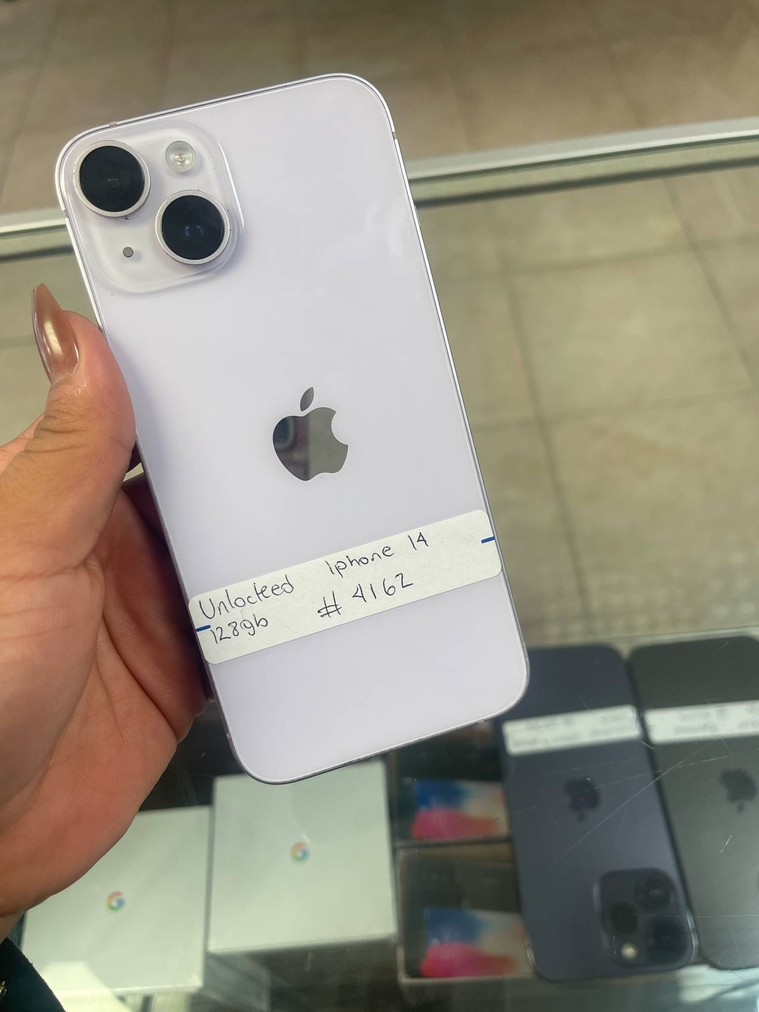 iPhone 14