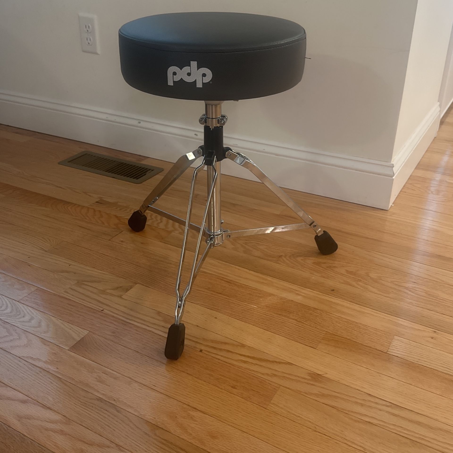 Pdp Throne 