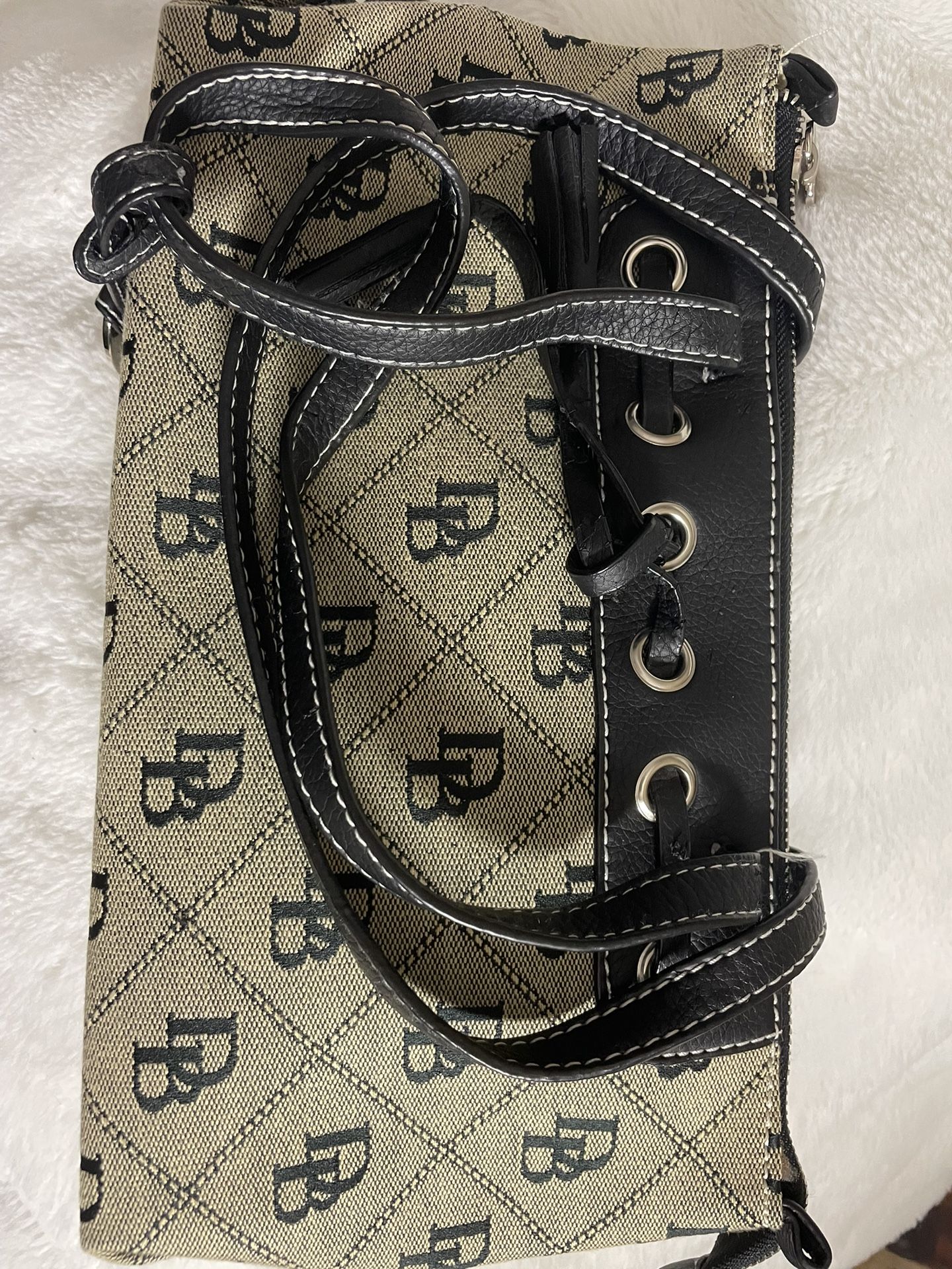 Dooney & B Purse