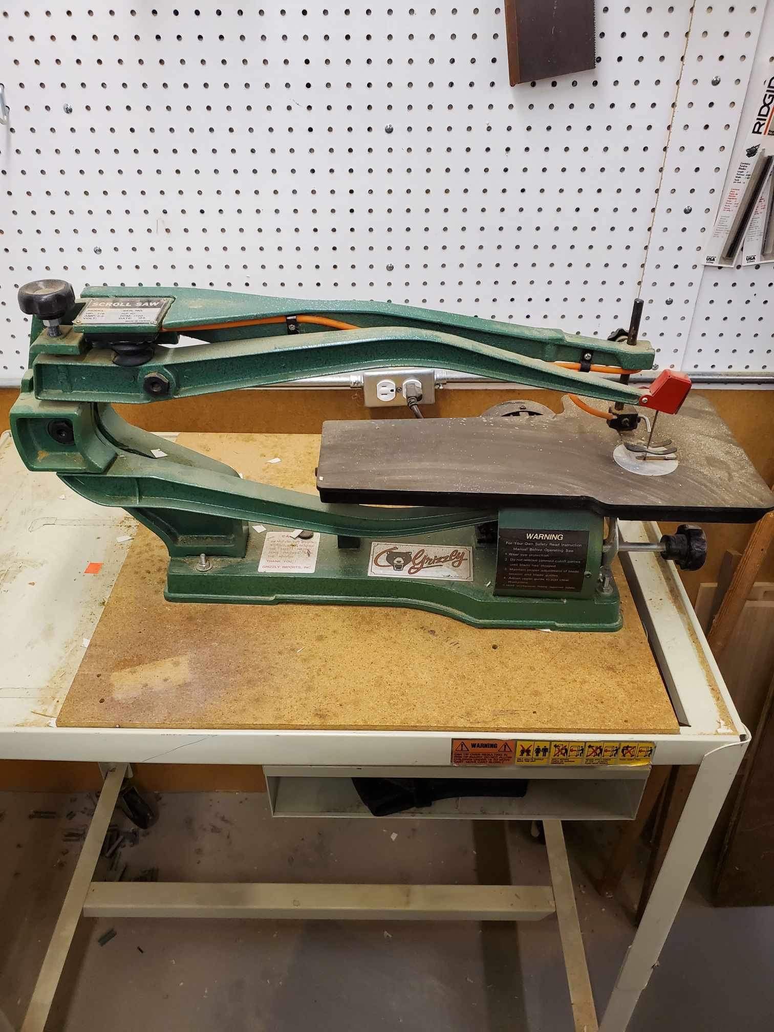 Grizzly Scroll Saw