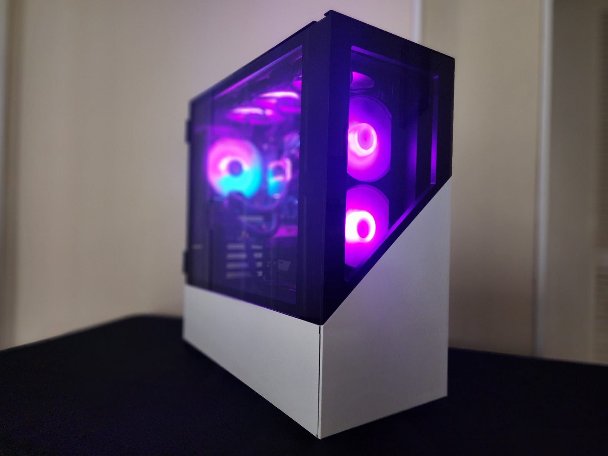 Outstanding Gaming Rig Bundle - Ryzen 5 5600X, RTX 3060, 32Gb RAM, 1Tb NVMe, Liquid Cooled