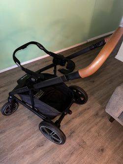 Nuna car seat and stroller