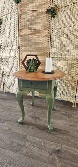 Refinished Vintage Broyhill End Table