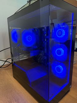 CyberPowerPC Gaming PC RTX 5060 / Core Ultra 5 / 2TB SSD - $950