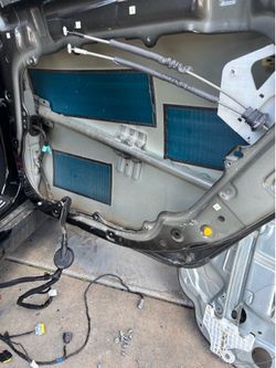 Car door regulator