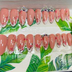 Press On Nails