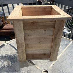 Cedar Planter Box 