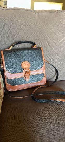 Dooney and Bourke leather handbag purse