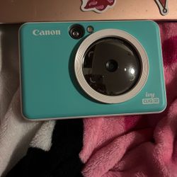 Canon Ivy Cliq 2 Camera 