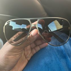 Gucci Aviator Sunglasses 