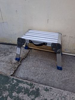 Yes, It's Available Haul Master Working Platform 375 capacity "Please Read Description Part Of Posting"