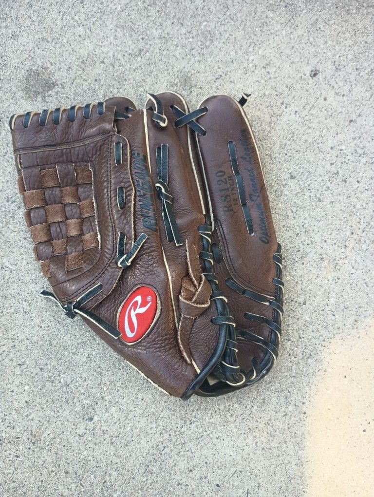 Rawlings Softball Glove