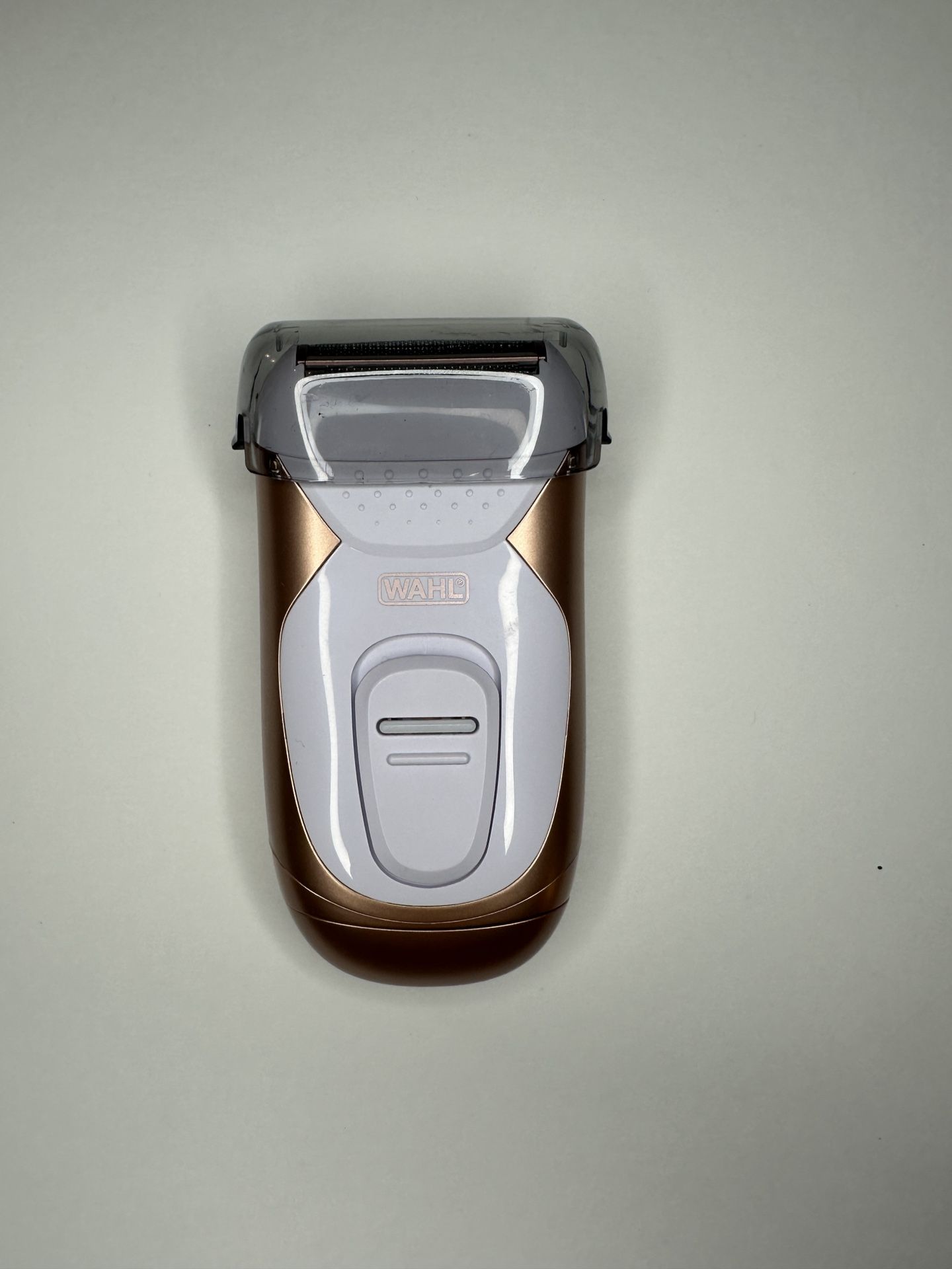 New WAHL smooth confidence ladies waterproof battery shaver - **AVAILABLE if listed** (Combine with other items and save)