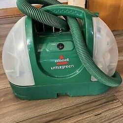 Bissell Carpet Cleaner 