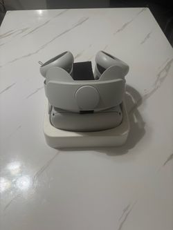 Meta Quest 2 VR Headset (price negotiable)