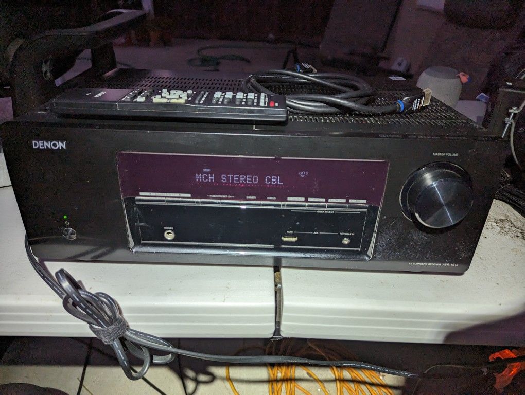 Denon AVR 1513  HDMI AV Receiver 1080P with remote