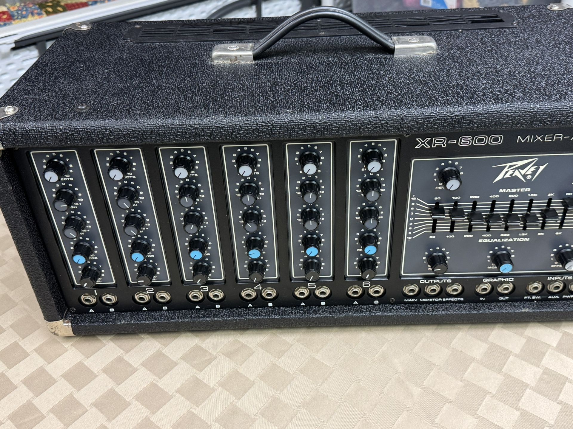 Peavey XR-600 Mixer Amp