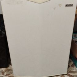 Kenmore Mini Fridge 
