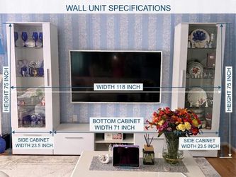 Modern 3-Piece White Wall Unit / Entertainment Center with Glass Cabinets – Great Condition!