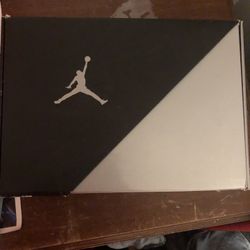 NIKE AIR JORDAN RETRO 13s (BOX ONLY)