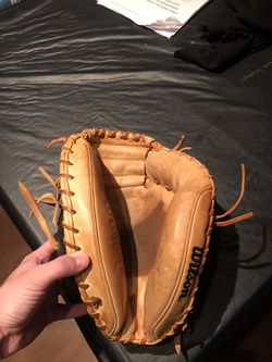 Wilson A2000 catchers glove