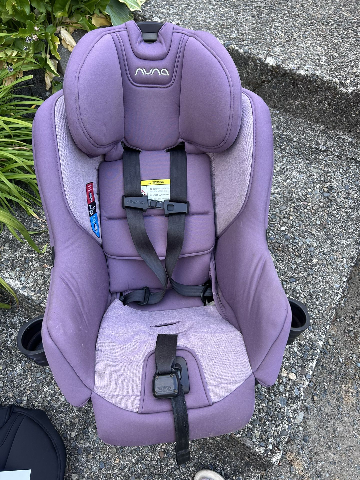 Nuna Rava Convertible Car Seat