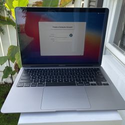 Newest MacBook Air M1 8GB 256GB Warranty 3/2022 Like New With Box