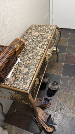 Table Antique