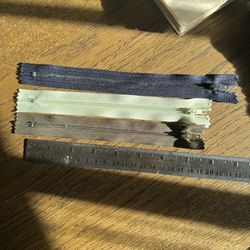 Pack of 3. Zippers For Diy 8“