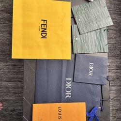 Louis Vuitton  Back 