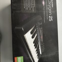 M audio oxygen 25