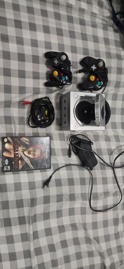 Silver Nintendo Gamecube with 2 controllers