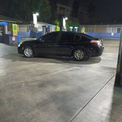2012 Nissan