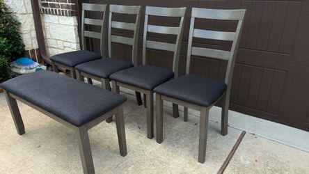 Beautiful Dining Chairs for 6! 4 chairs with 1 bench. Very good condition, sturdy!