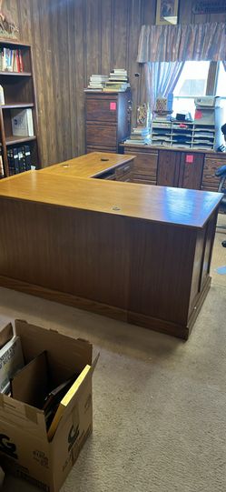 Large Executive Solid Oak Desk
