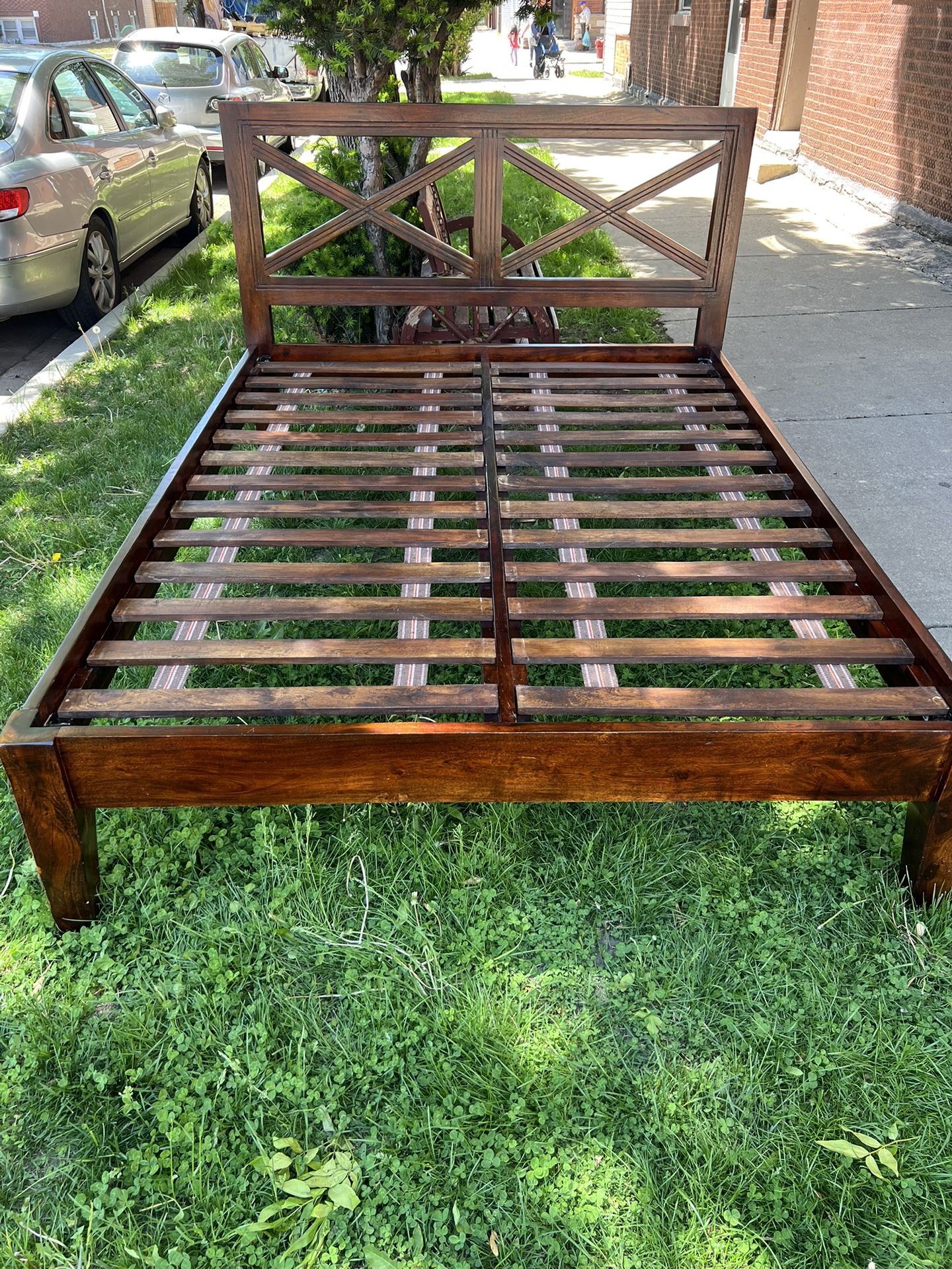 Queen Size Wooden Bed Frame