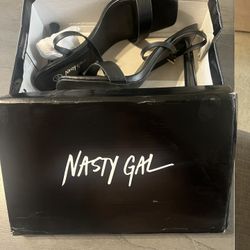Nasty Gal Size 7 Women’s Black Heels