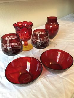 Glassware & crystal goblets, red colored, sold as set of 6 pieces