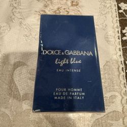 Dolce & Gabbana Light Blue Eau Intense