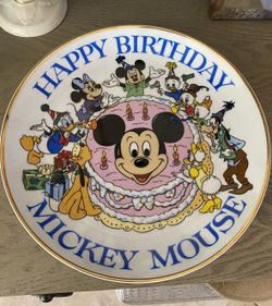 9” Disney Authentic Happy Birthday/micke Mouse Gold Rim Plate. Rare! Perfect Shape