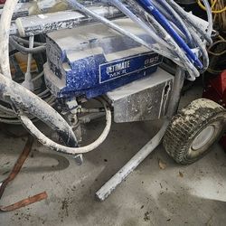 Graco Ultimate Max II 695 Standard Electric Airless Sprayer 