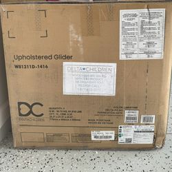Delta Children rocking Chair Model W81311D-1416